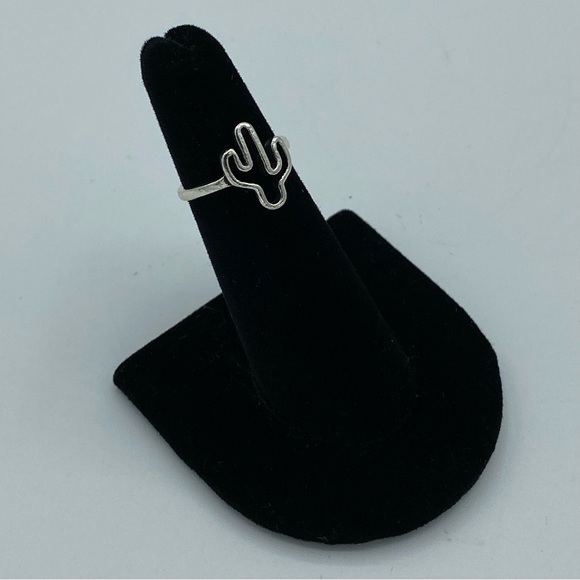 Vintage Retro Silver Cactus Plant Desert Ring - Picture 3 of 6